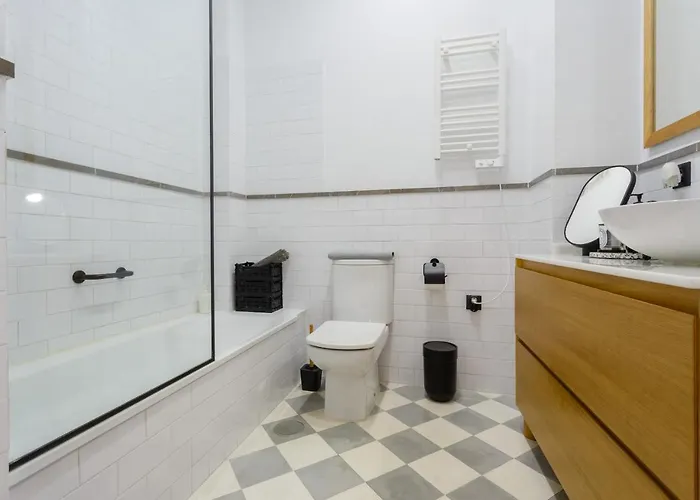 Apartment The Queen's Designer By Cadiz4rentals Cádiz