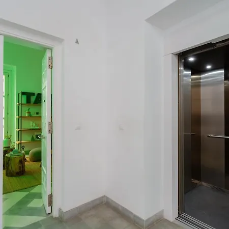 Apartment The Queen's Designer By Cadiz4rentals Cádiz